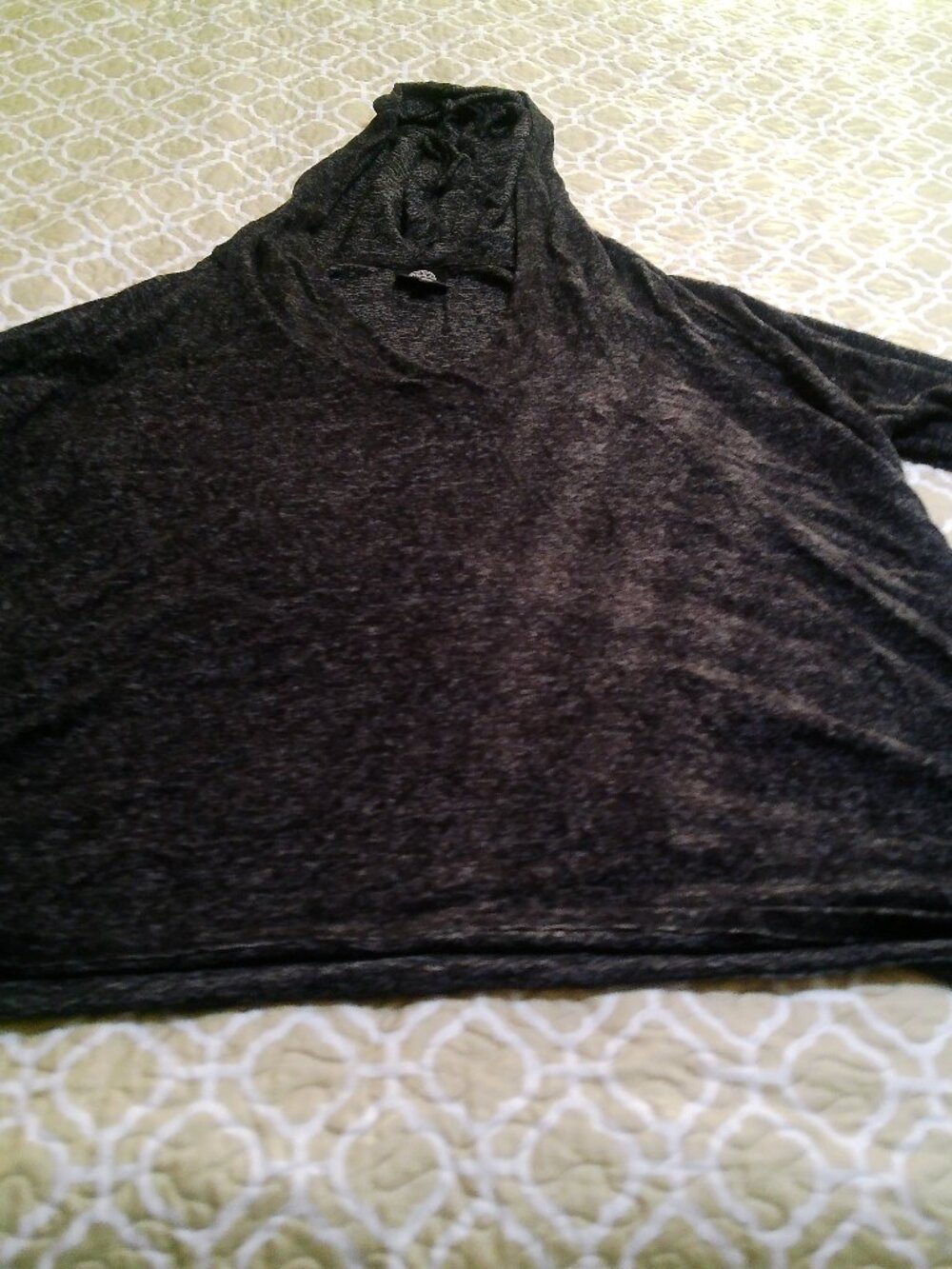 BOBEAU  SWEATER SIZE 2X GOOD CONDITION WITH HOOD